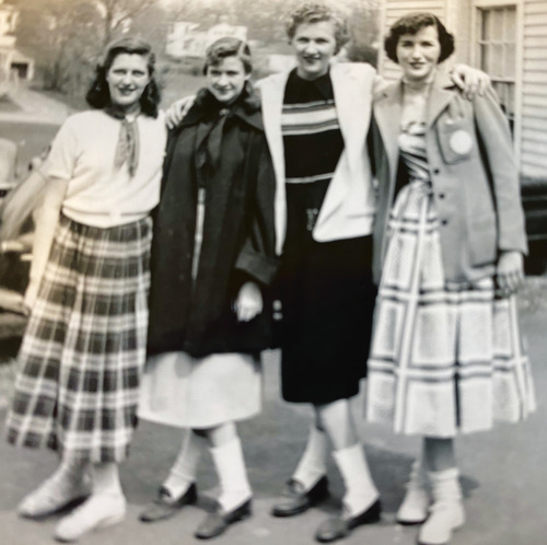 Harriet Schwarz Ryan '51 (second from right) with friends