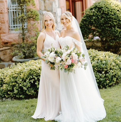 Madison Garside '18 (right) with bridesmaid Jane Lapsley '18 (left)