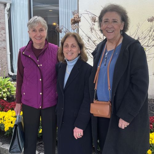 Susan Mathews Courchesne '71, Carol Goulian Stewart '71, and Anita Svolis Herrick '71